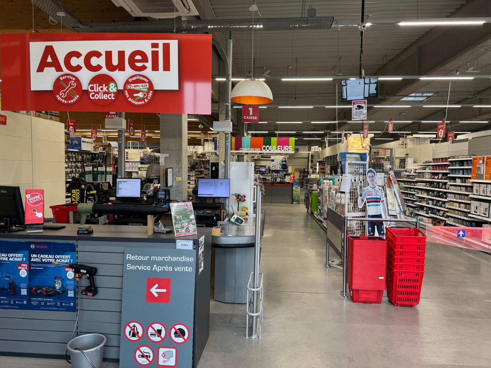 Sélection d’outils et accessoires chez Bricolino